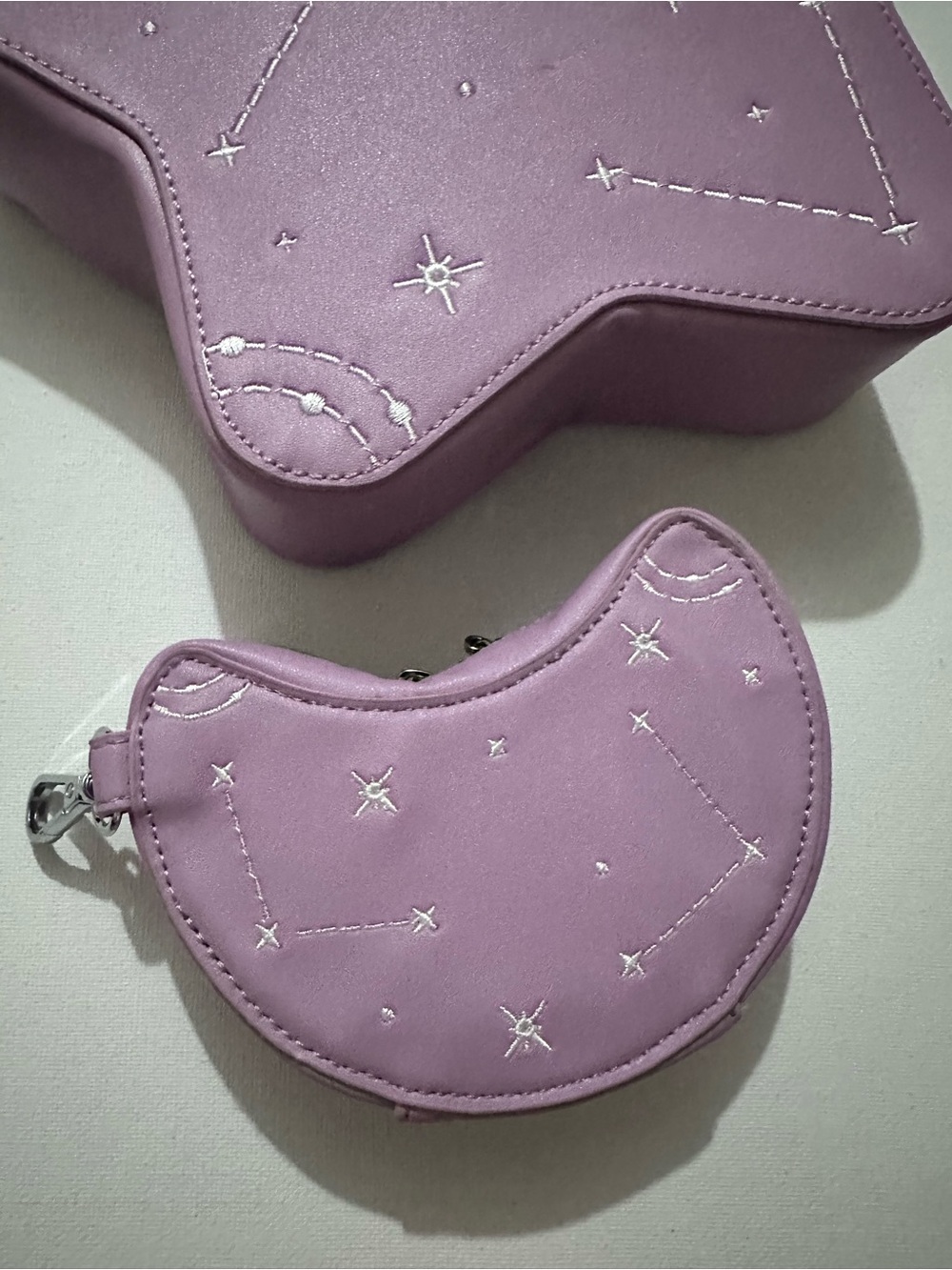 Carmico Lavender & White Moon & Stars Convertible Bag Matching Mini Moon Wallet - Picture 6 of 16